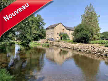 Moulin fondé en titre à rénover, à vendre vallée de la Gartempe, Creuse 23: pièces de toutes tailles, dépendances, garages. Large rivière, ouvrages. Parc 5000 m²